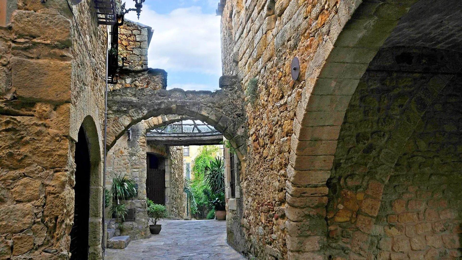 Casa Pueblo Medieval De Pals Holiday home